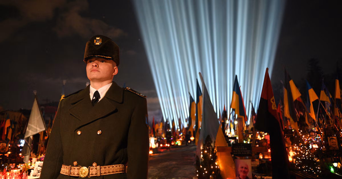 Ucrania conmemora cuatro años de la invasión rusa y exige mayor apoyo internacional