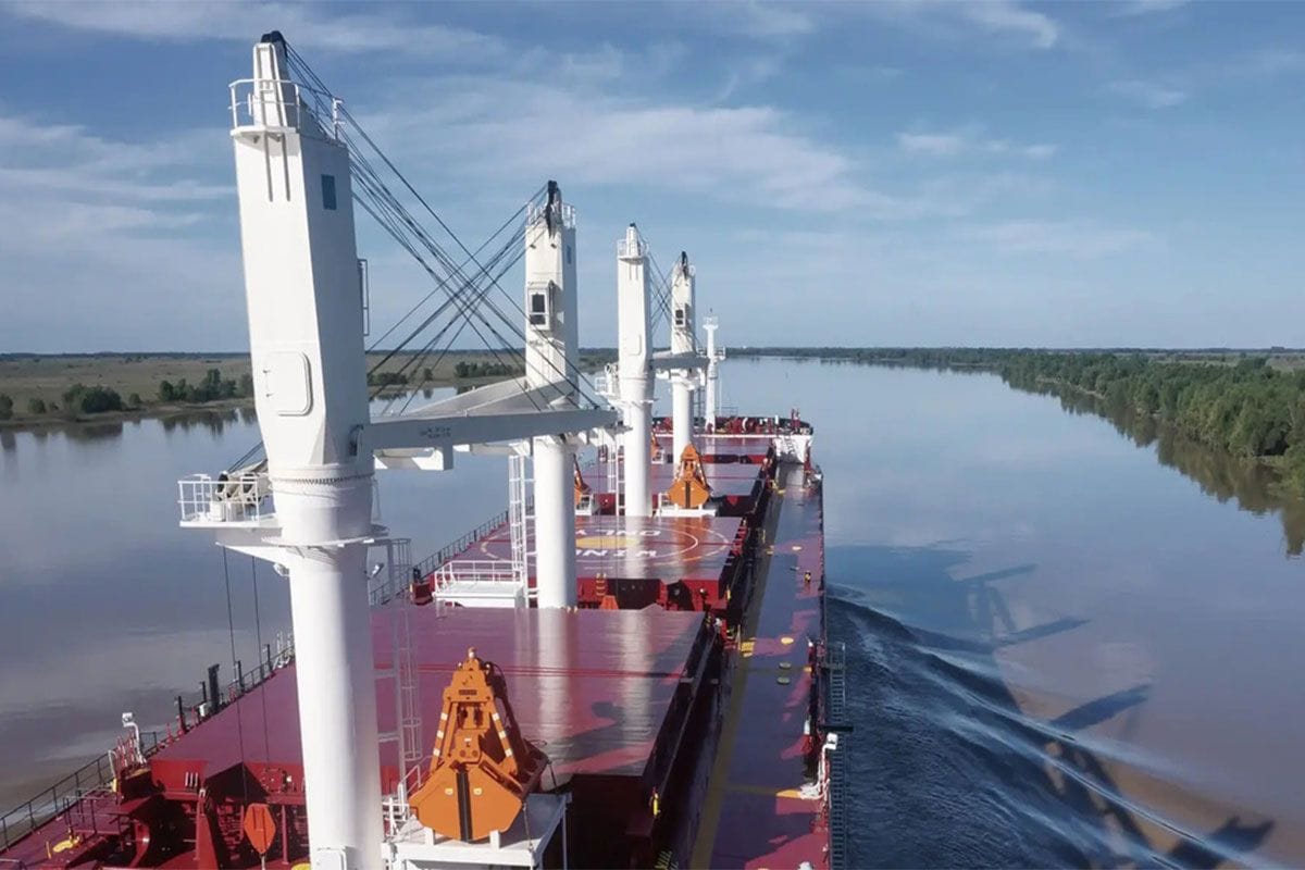 Hidrovía: el Gobierno sospecha que Macri opera para boicotear la licitación