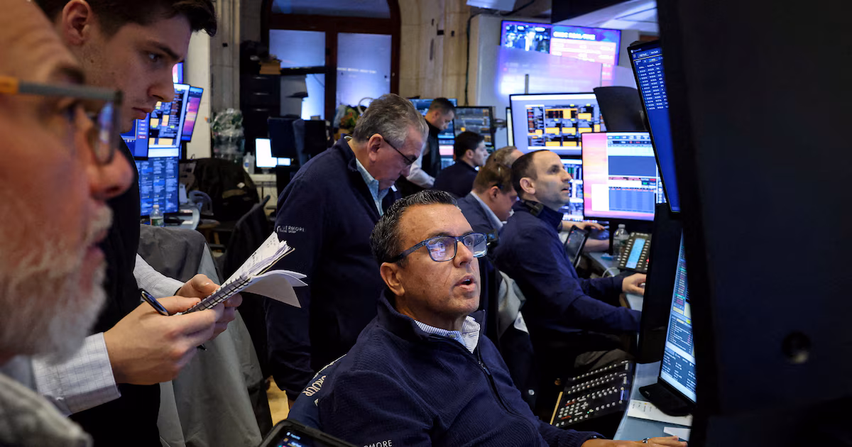 Jornada financiera: bonos +1,6% y riesgo país 536 (-7%); S&P Merval -0,7%, ADRs en alza y dólar $1.420 Banco Nación