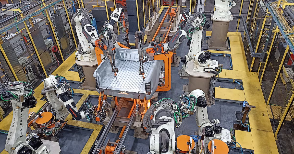 La industria automotriz repuntó en febrero pero sigue 30% abajo de 2025 por caída de exportaciones