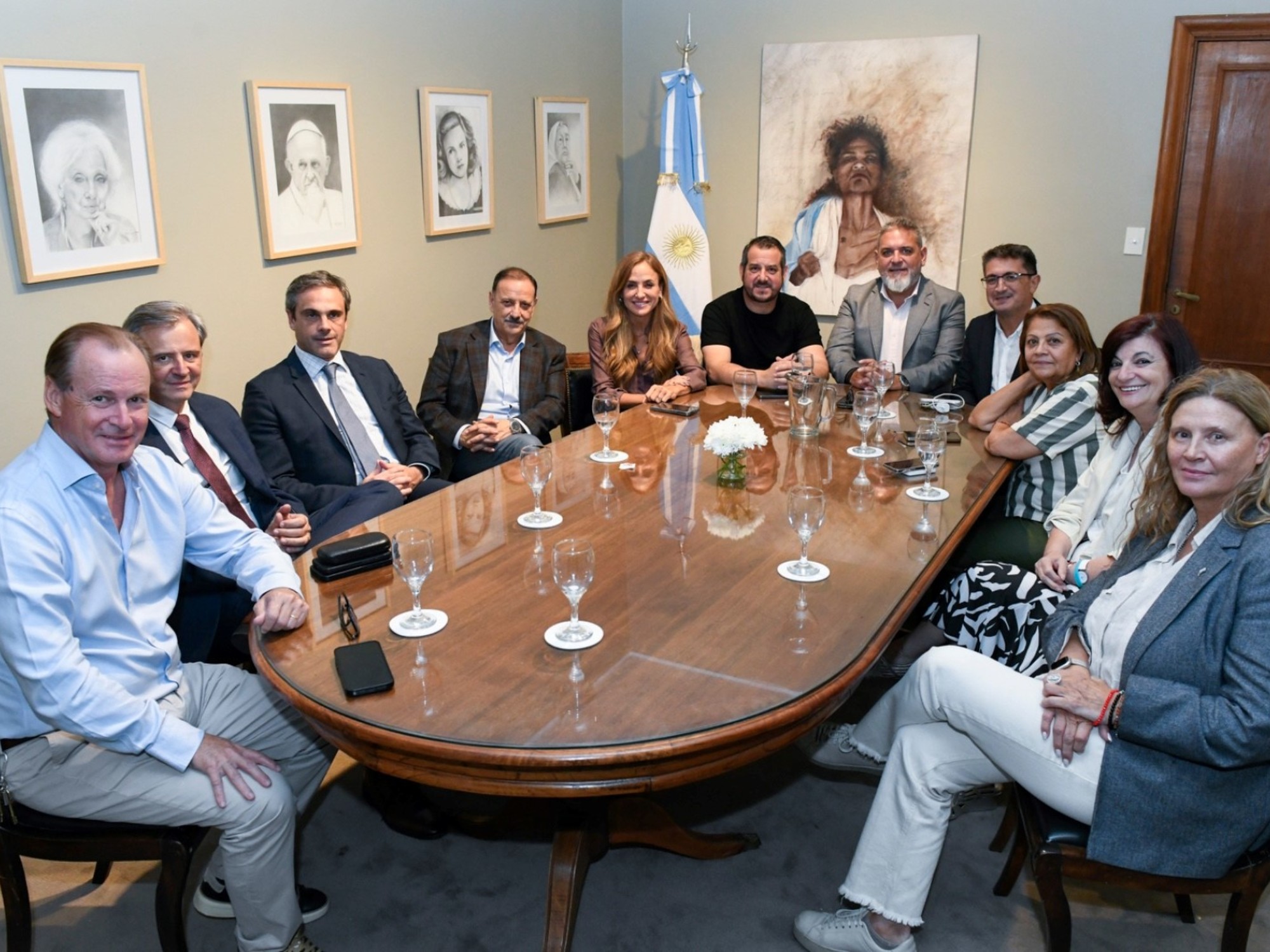 Con Cristina Kirchner debilitada, otras tribus del peronismo aceleran los movimientos para discutir las decisiones de cara a 2027