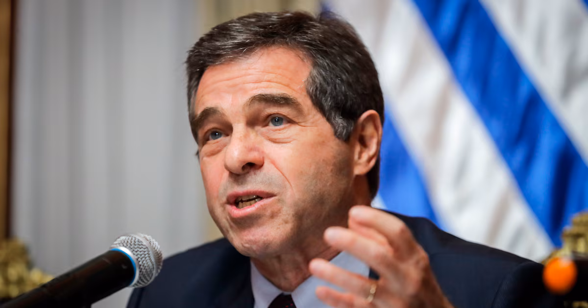 Más cambios en el gobierno: Caputo suma a Ernesto Talvi, economista uruguayo, exsenador y canciller, al equipo económico