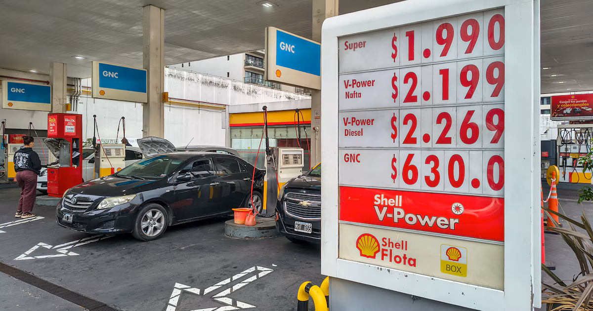 La guerra en medio oriente elevó 15% los combustibles en argentina: precio del litro de nafta en CABA