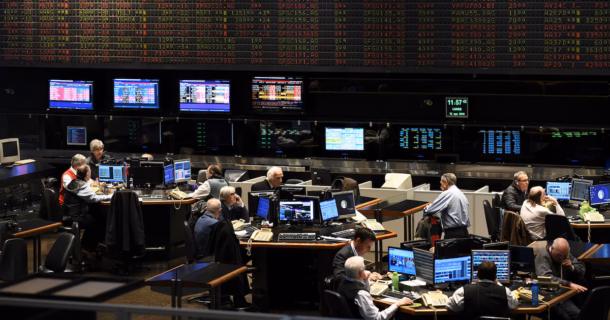 Jornada financiera: acciones argentinas repuntaron, riesgo país subió a 583 y el Banco Central compró USD 50 millones