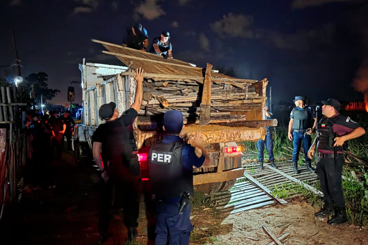 Finalizan la venta ilegal de terrenos municipales y desmantelan casillas de venta de drogas