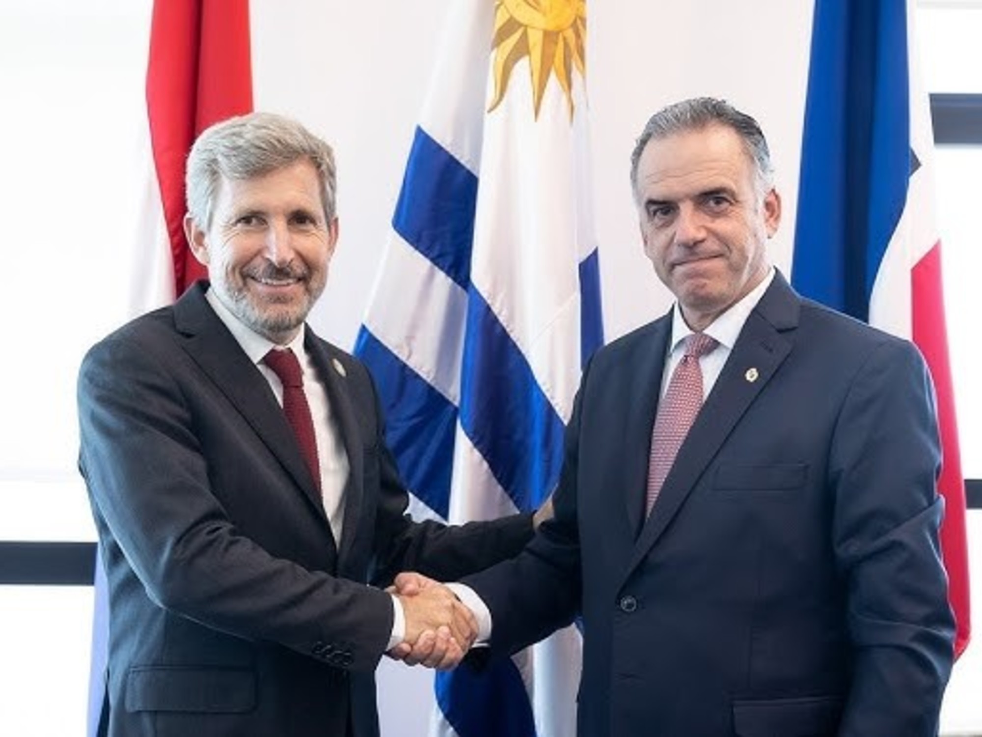 No enfrente de nuestras playas