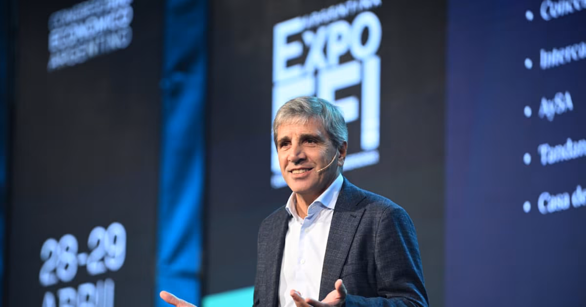 Cuáles son los planes en los que confía Caputo para reactivar el golpeado sector de la construcción