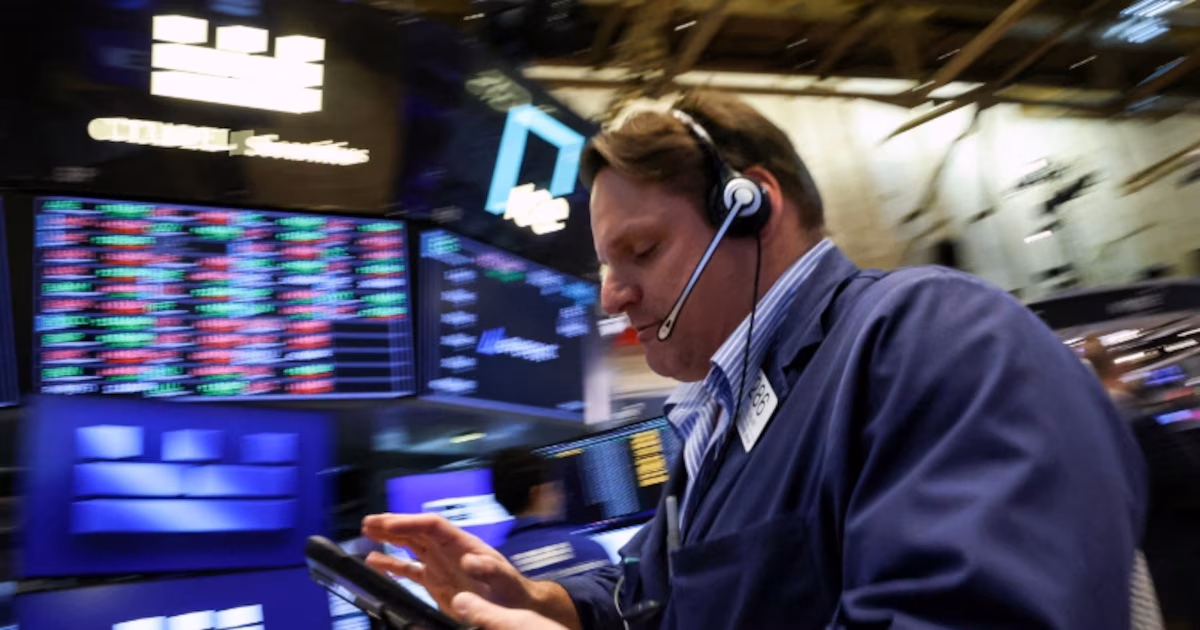 La acción de Intel superó su precio récord de la era de la burbuja de las puntocom y alcanzó un nuevo máximo histórico