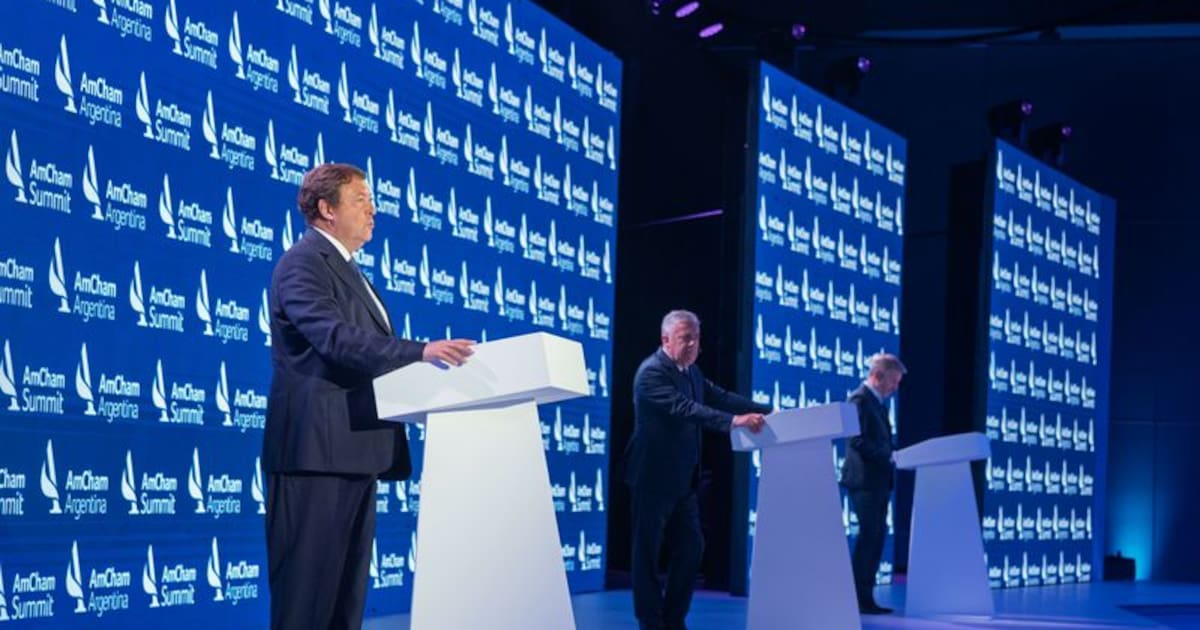 Gobernadores presionan por un nuevo pacto fiscal y reabrir el debate por la coparticipación en el Congreso