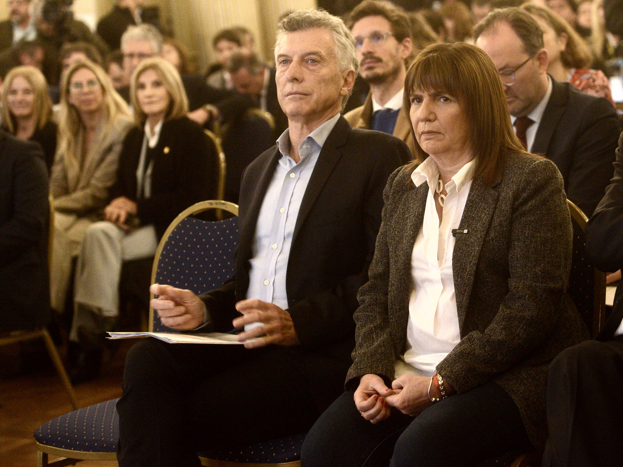 El cruce de Patricia Bullrich con Manuel Adorni y el juego de Mauricio Macri