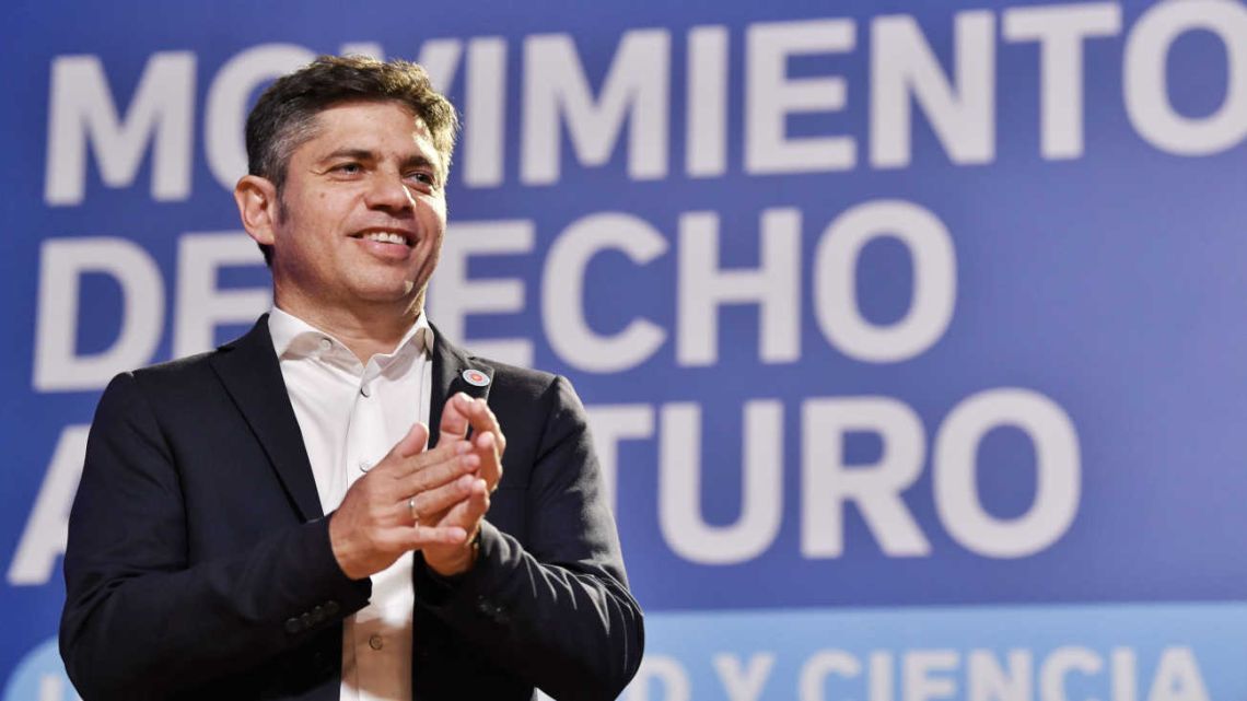 Kicillof urgió “nuevas canciones” y criticó las internas: “tenemos que perder el menor tiempo posible”