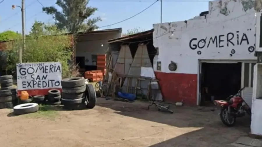Un hombre resultó gravemente herido por la explosión de un neumático en una gomería