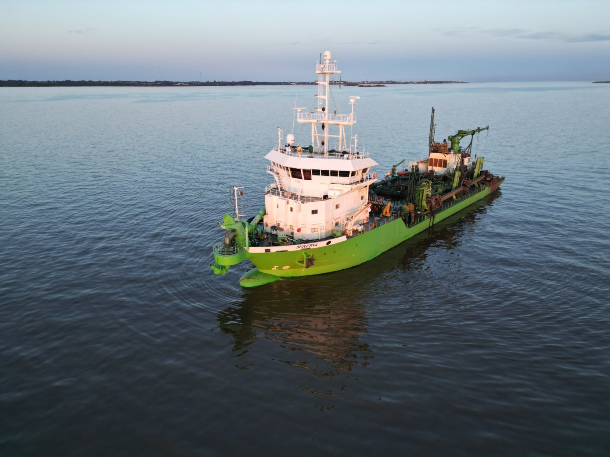 Avanza la privatización de la Hidrovía: comienza la evaluación técnica del plan de trabajo de los oferentes