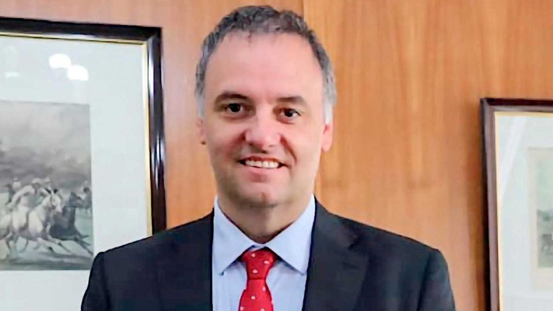 Irina Hauser reveló el departamento de Manuel Adorni y afirmó: “No le cierran los números” en QR!