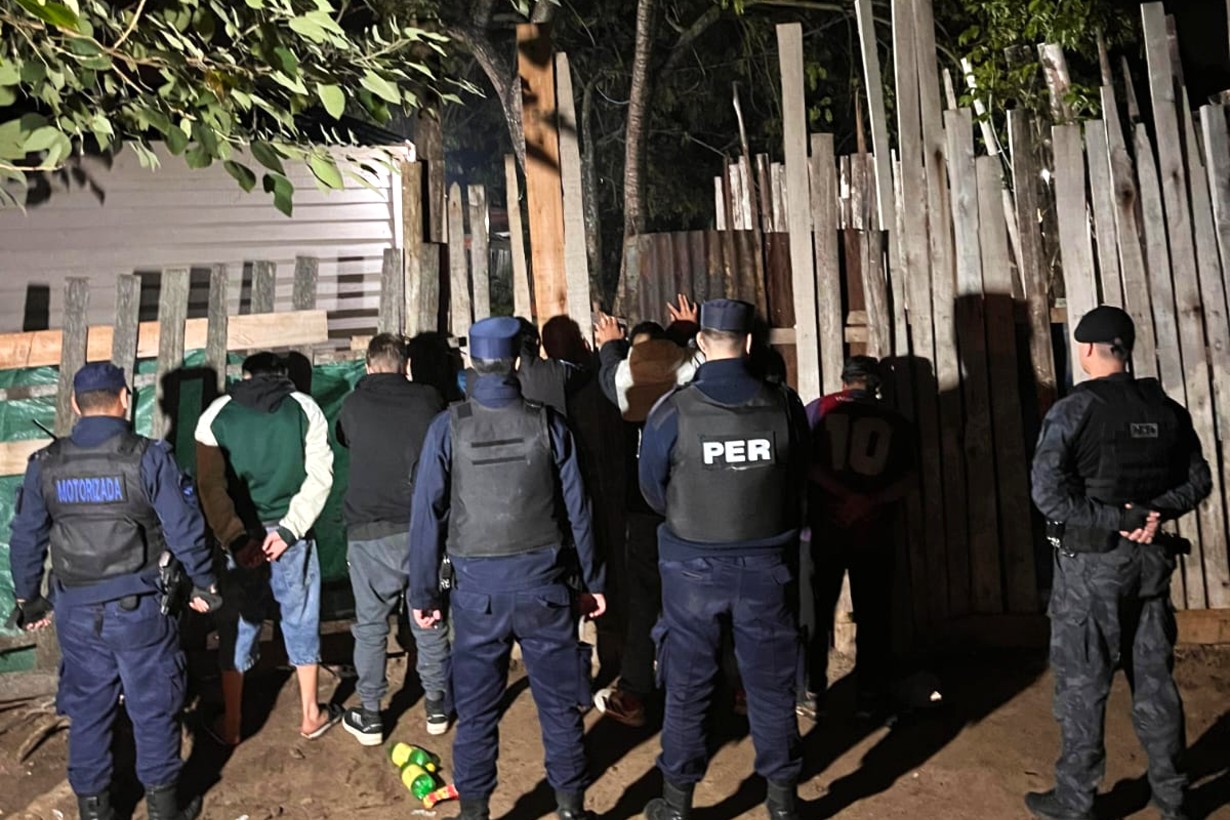 Megaoperativo en Concordia: cae un hombre con más de un kilo de cocaína y un arma robada de la Policía