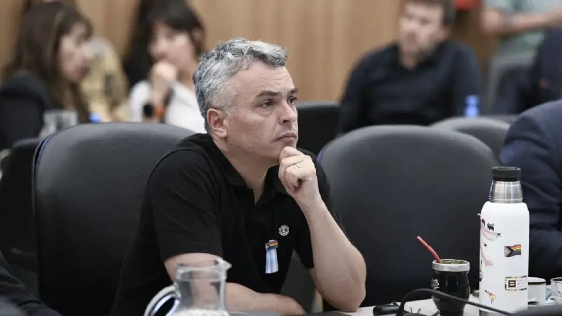 Paulón y el Gobierno se alinean para derogar la Ley del Lobizón