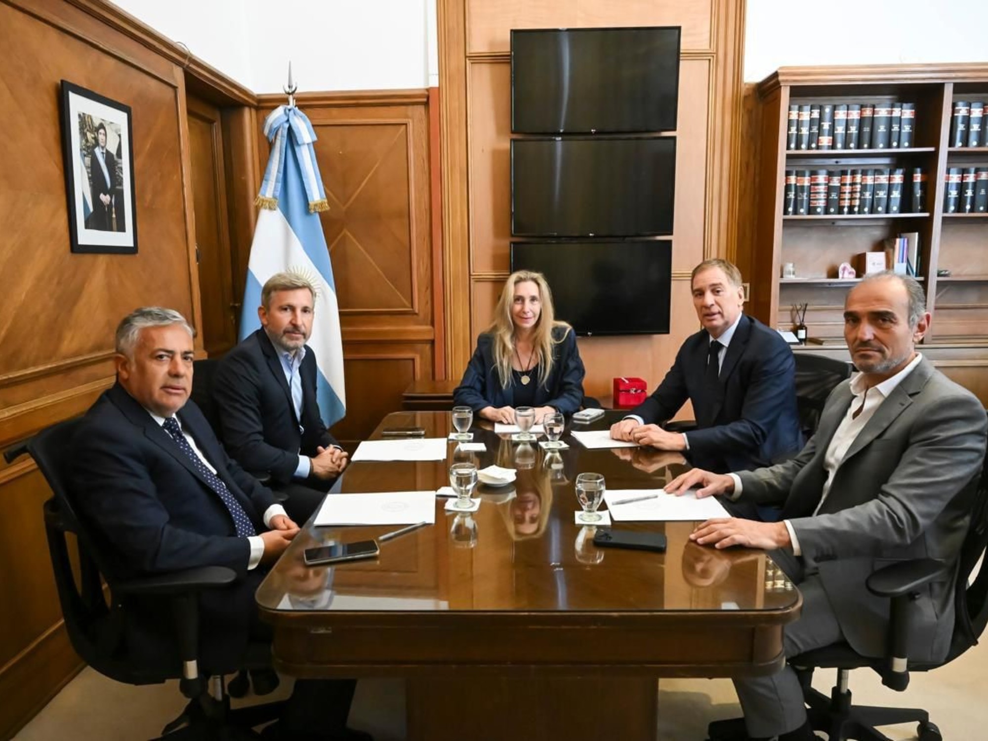 Karina Milei acelera el plan 2027: promesas a gobernadores aliados, boleta única y calendario unificado