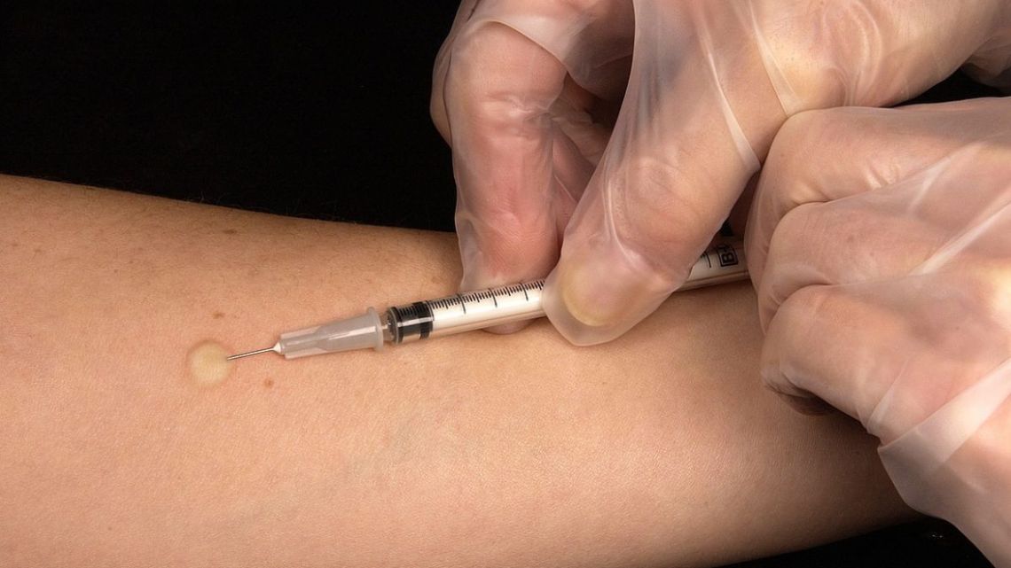 Oscar Atienza alerta sobre el aumento de enfermedades evitables por vacuna