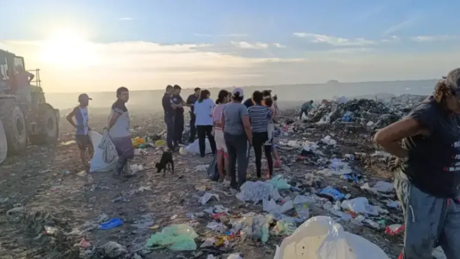 La Justicia intimó a la Municipalidad de Paraná y la Provincia a que se traslade el Volcadero