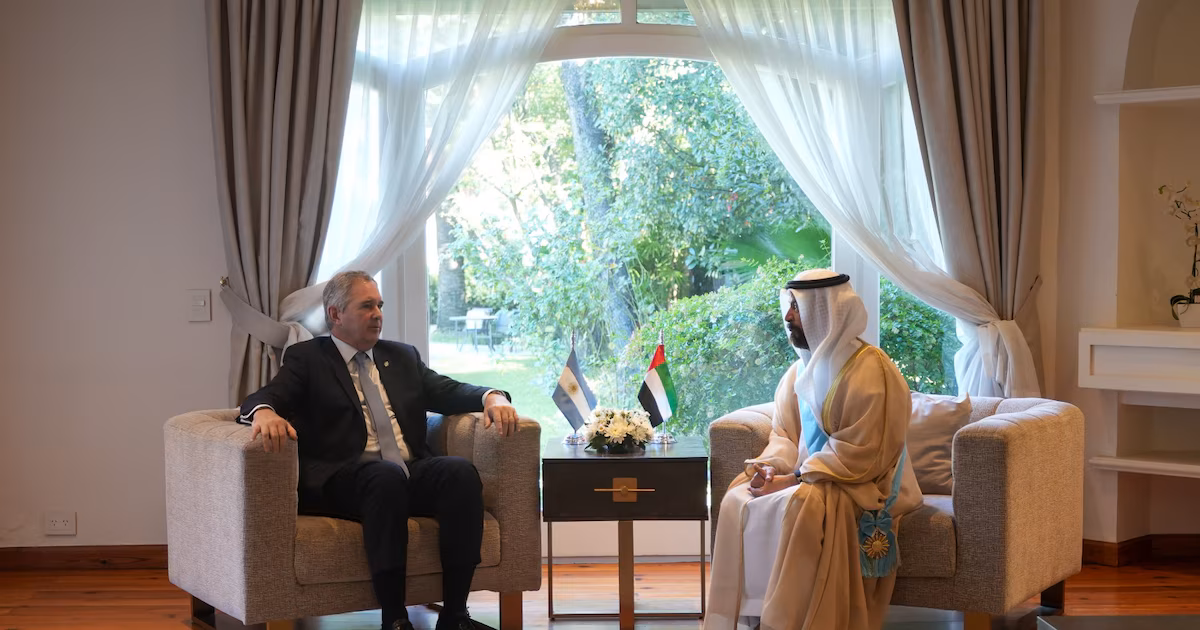 En su adiós a la Argentina, el embajador de Emiratos Árabes Unidos resaltó el apoyo oficial ante los ataques iraníesLa recepción convocó a autoridades nacionales, referentes privados y miembros del cuerpo diplomático, donde se repasaron los logros bilaterales y se resaltó la condena oficial y el apoyo logístico brindados por la Argentina a Emiratos