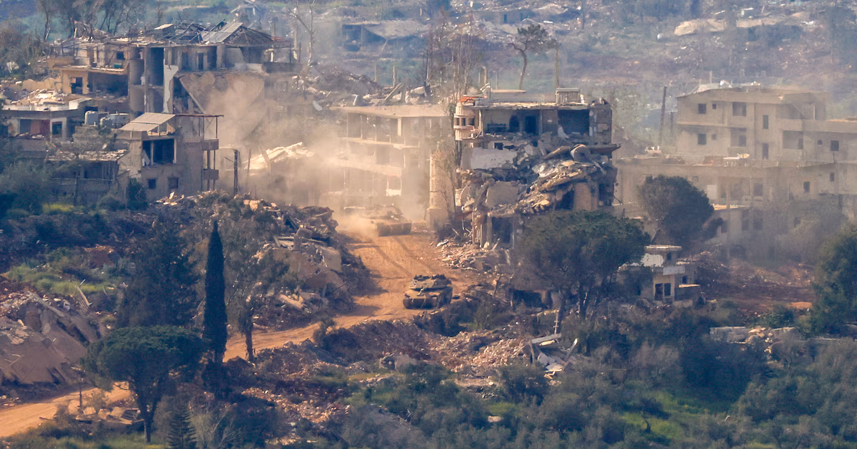 Israel lanzó un nuevo ataque contra cuarteles generales, almacenes y sitios estratégicos de Hezbollah en Líbano