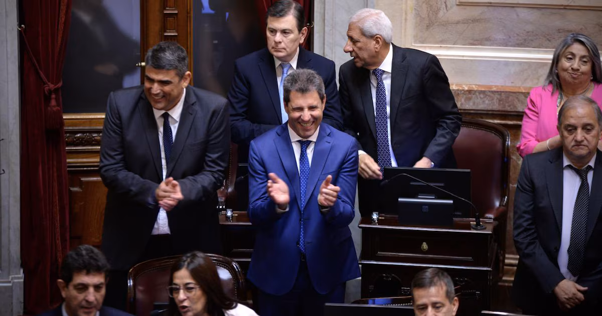 Sergio Uñac ratificó que será candidato a presidente y predijo que Mauricio Macri competirá: “¿Cuál sería el final del PRO?”El senador nacional por San Juan ratificó que competirá en una interna peronista, reclamó que el partido organice sus propias primarias ante la posible eliminación de las PASO y dijo que cree que el exmandatario no se retirará de la arena electoral