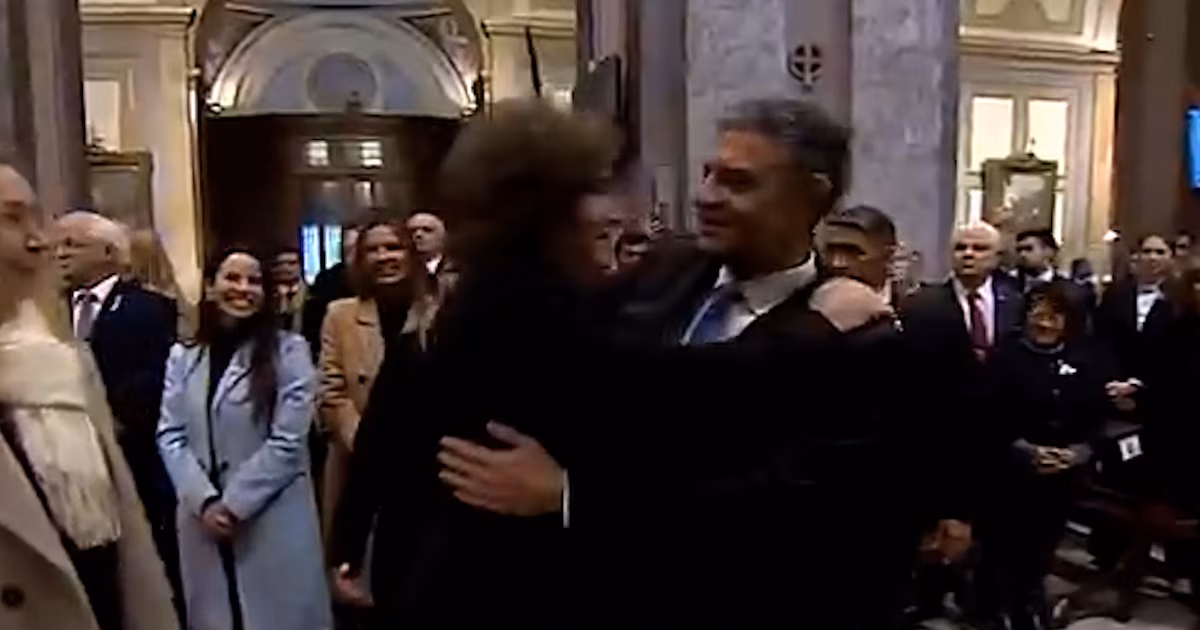 De la indiferencia al abrazo en el Tedeum: la nueva relación entre Milei y Jorge Macri y su proyección al 2027La escena en la Catedral explica mucho más que el vínculo entre el presidente y el jefe de Gobierno. Muestra un presente de distensión, tras muchos desencuentros. Qué significa y cómo se puede prolongar al año electoral que viene