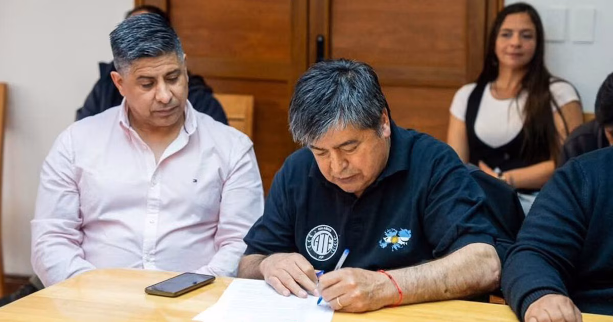 Condenaron a cinco años de prisión al secretario general de ATE Tierra del Fuego por estafas con viviendas sociales