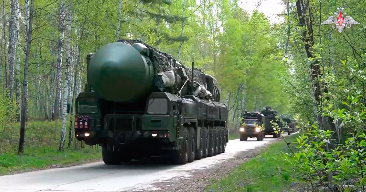 Rusia exhibió su tríada nuclear con uno de los mayores ejercicios en años y lanzó un mensaje a Occidente: “Es una señal”