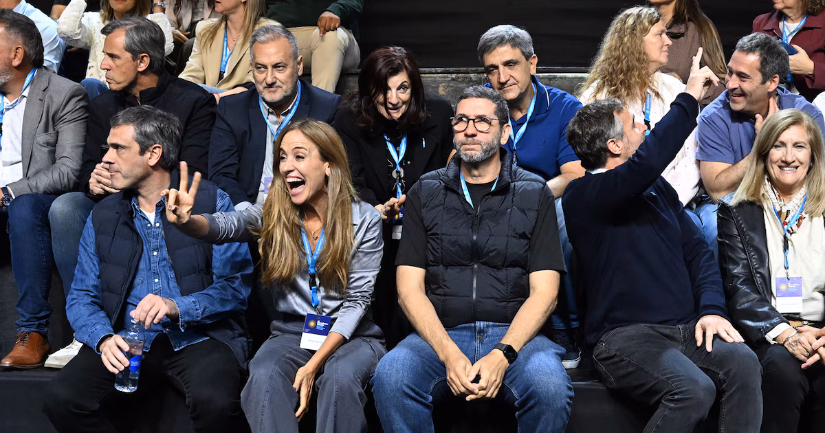 “No jubilamos a ningún compañero”: Tolosa Paz habló de Cristina Kirchner tras lanzar el nuevo espacio peronistaLa legisladora nacional y referente en la reciente convocatoria política expresó la intención de unir posturas divergentes. Más de 4000 dirigentes se reunieron en Parque Norte este viernes