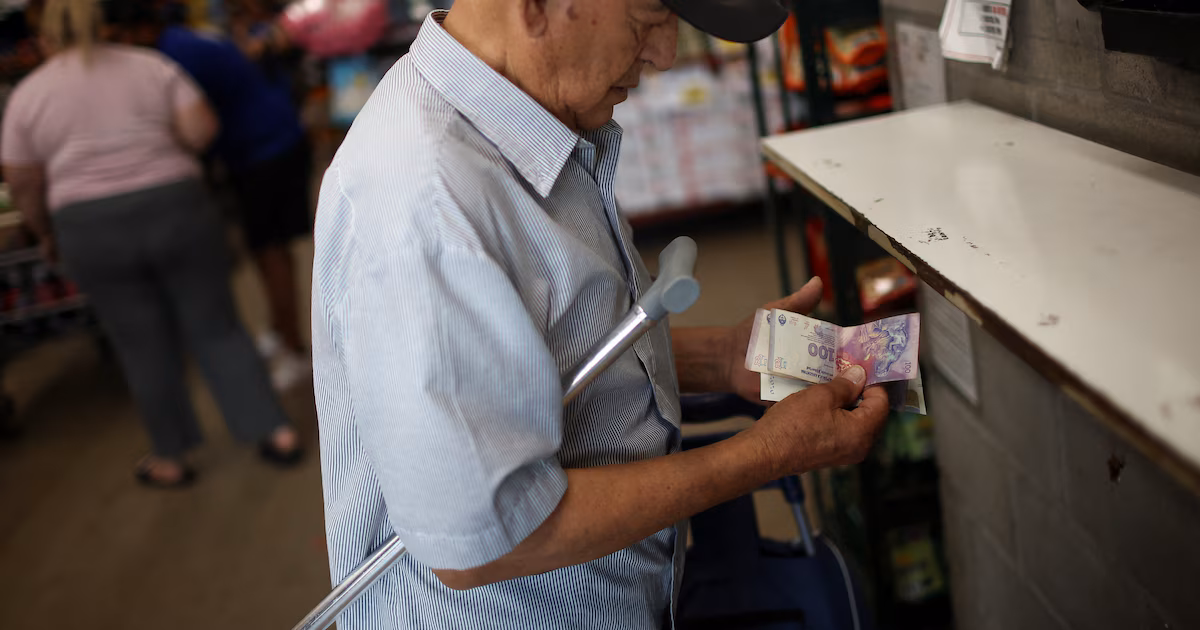Jubilaciones: a cuánto llegaría la mínima si se hubiera actualizado el bono de $70.000, congelado desde 2024