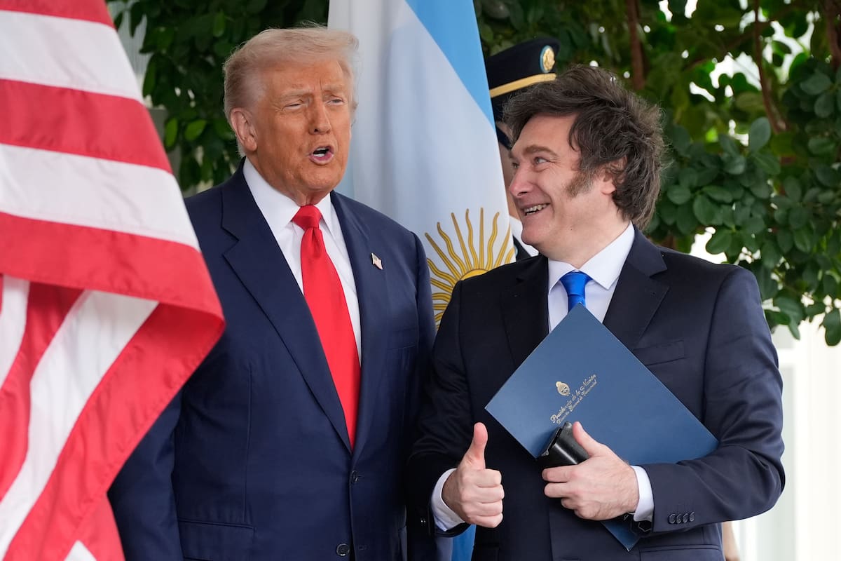 Un aliado clave de Trump que estuvo con Santiago Caputo alertó sobre la “influencia maligna” de China en la Hidrovía