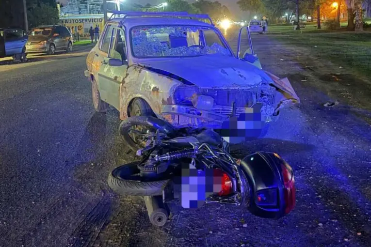 Motociclista está en terapia intensiva tras un choque en el departamento Gualeguaychú