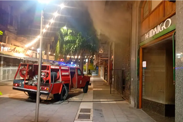 Un incendio provocó importantes pérdidas en tienda de la peatonal de Concordia