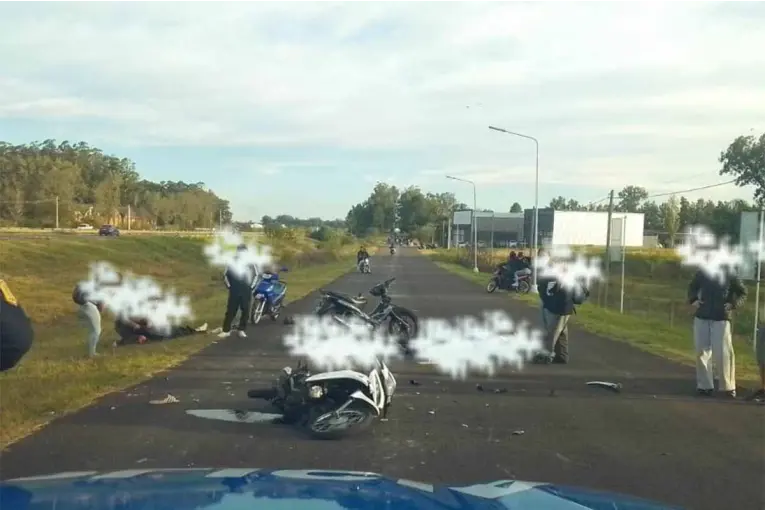La joven herida tras choque de motos en un “domingrau” sigue en estado crítico