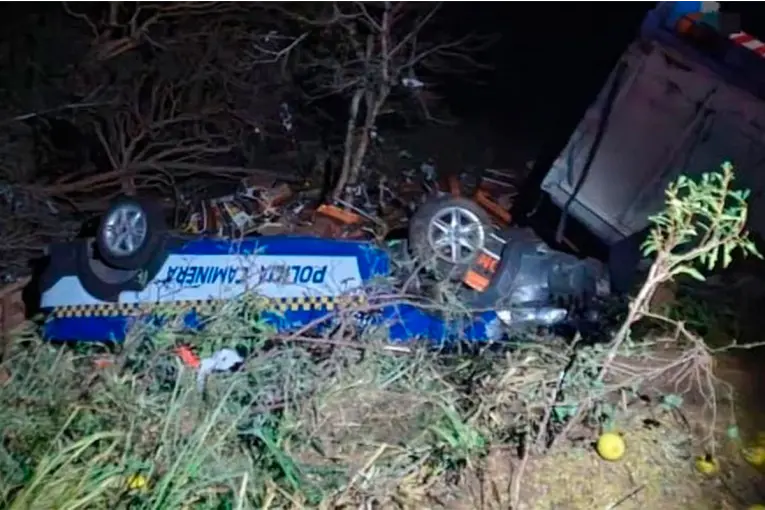 Tragedia en Ruta 9: choque múltiple de seis vehículos de distinto porte dejó una mujer fallecida y nueve heridos