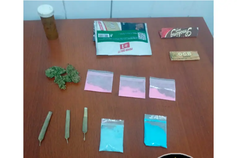 Secuestraron “tusi” y marihuana en un control vial sobre Ruta 12