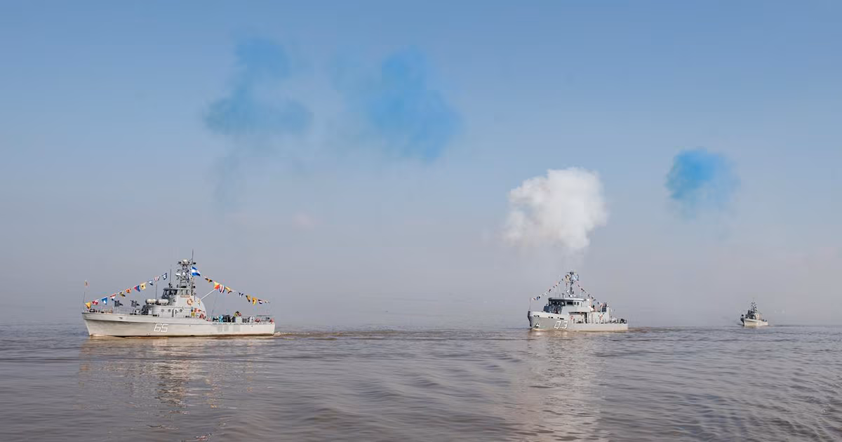 La Armada Argentina conmemoró el bicentenario del Combate Naval de Los Pozos en el Río de la Plata