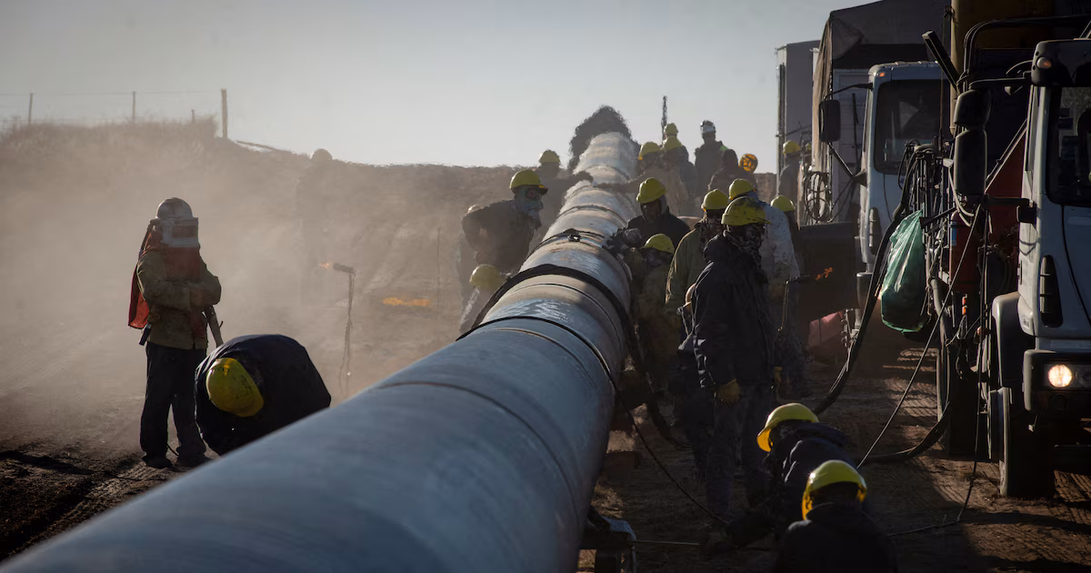 Autorizaron a YPF a avanzar con la construcción de un nuevo gasoducto en Neuquén