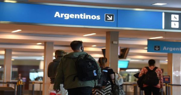 Fallo judicial La Cámara Electoral anuló el DNU de Milei que dio a Migraciones la facultad de otorgar la ciudadanía
