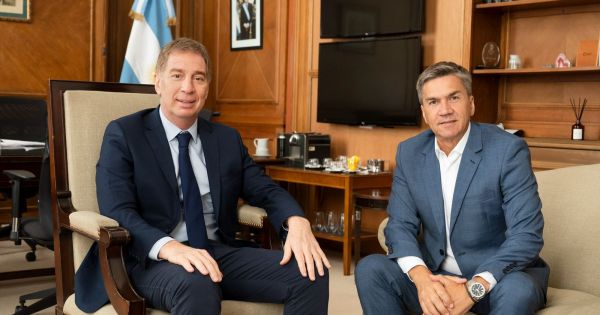 DETALLES El Gobierno busca que el caso Adorni no condicione su agenda legislativa y acelera contactos con las Provincias