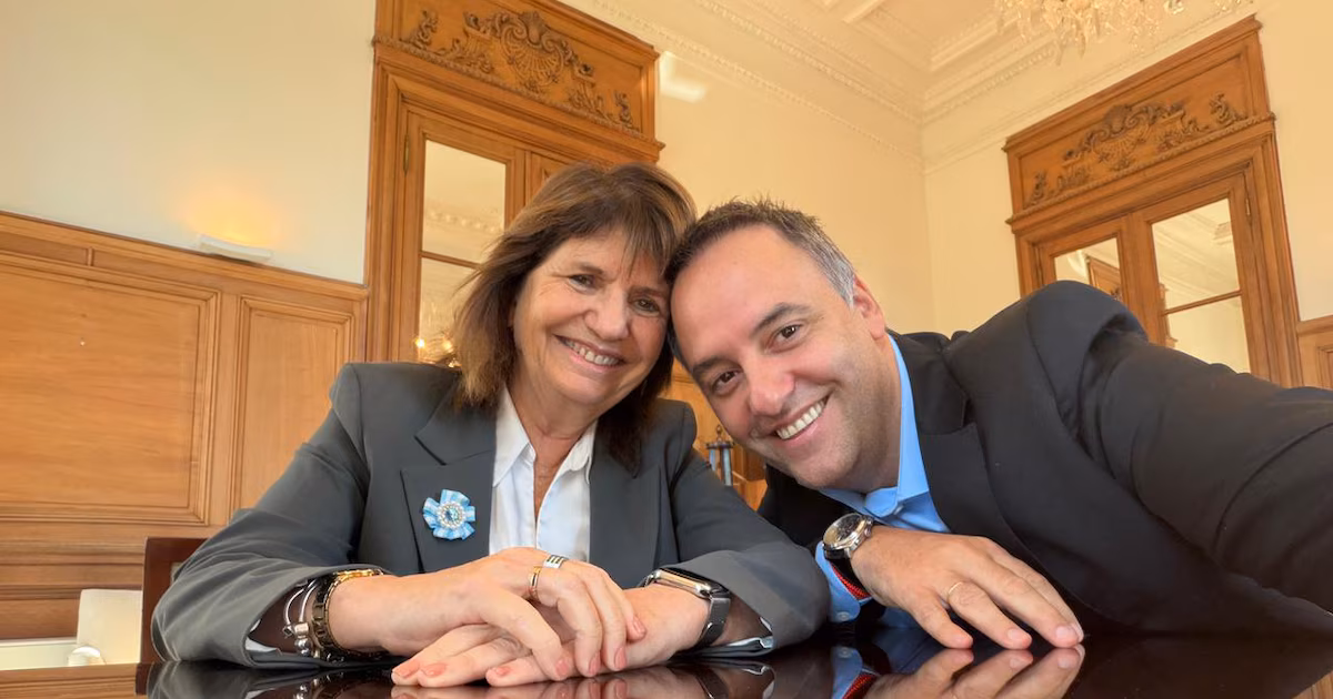 Patricia Bullrich, el PRO y la UCR definen si Adorni enfrenta una moción de censura en el Senado