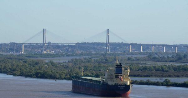 HIDROVÍA El Gobierno oficializó la privatización por 25 años de la Vía Navegable Troncal