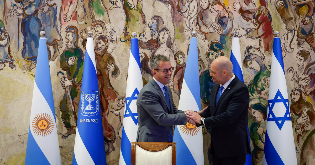 Martín Menem inició una visita oficial a Israel y fue recibido por el presidente de la Knesset