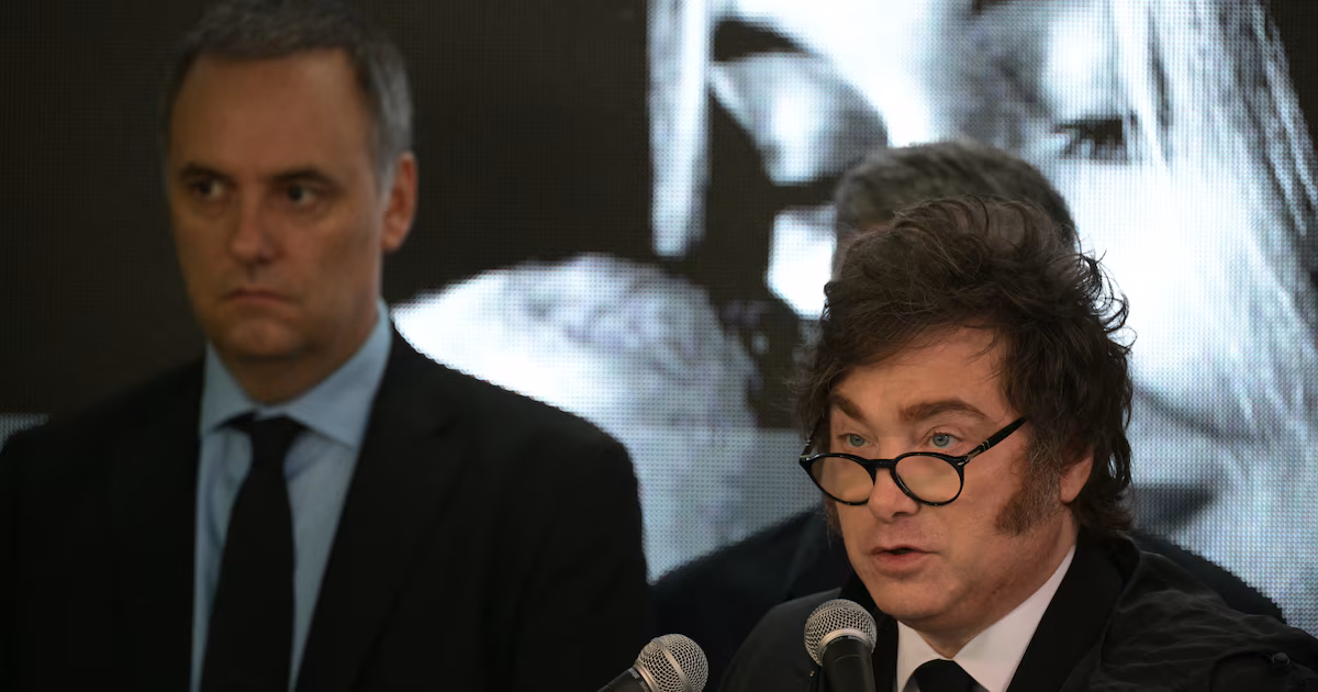 Horas cruciales en el Gobierno: Milei recibe en Olivios a Manuel Adorni y define el futuro del jefe de Gabinete