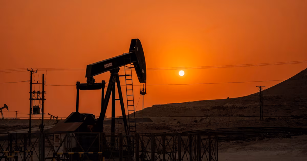 Los precios del petróleo suben ante el recrudecimiento de las tensiones entre Estados Unidos e IránEl crudo de referencia estadounidense West Texas Intermediate (WTI) avanzó un 2% y alcanzó los 91,84 dólares por barril, mientras que el Brent del Mar del Norte, referencia internacional, subió un 1,7% hasta los 94,68 dólares por barril