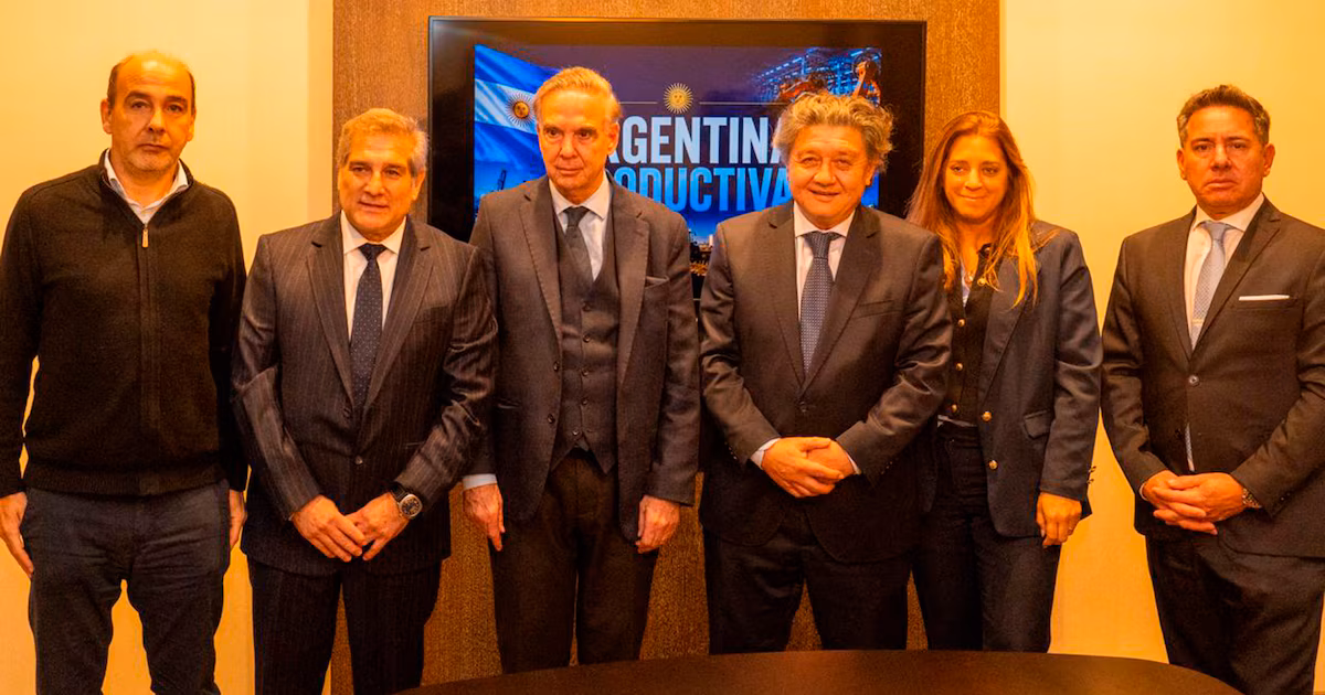 Miguel Ángel Pichetto y Carlos Kikuchi encabezaron el encuentro “Argentina Productiva” en La Plata