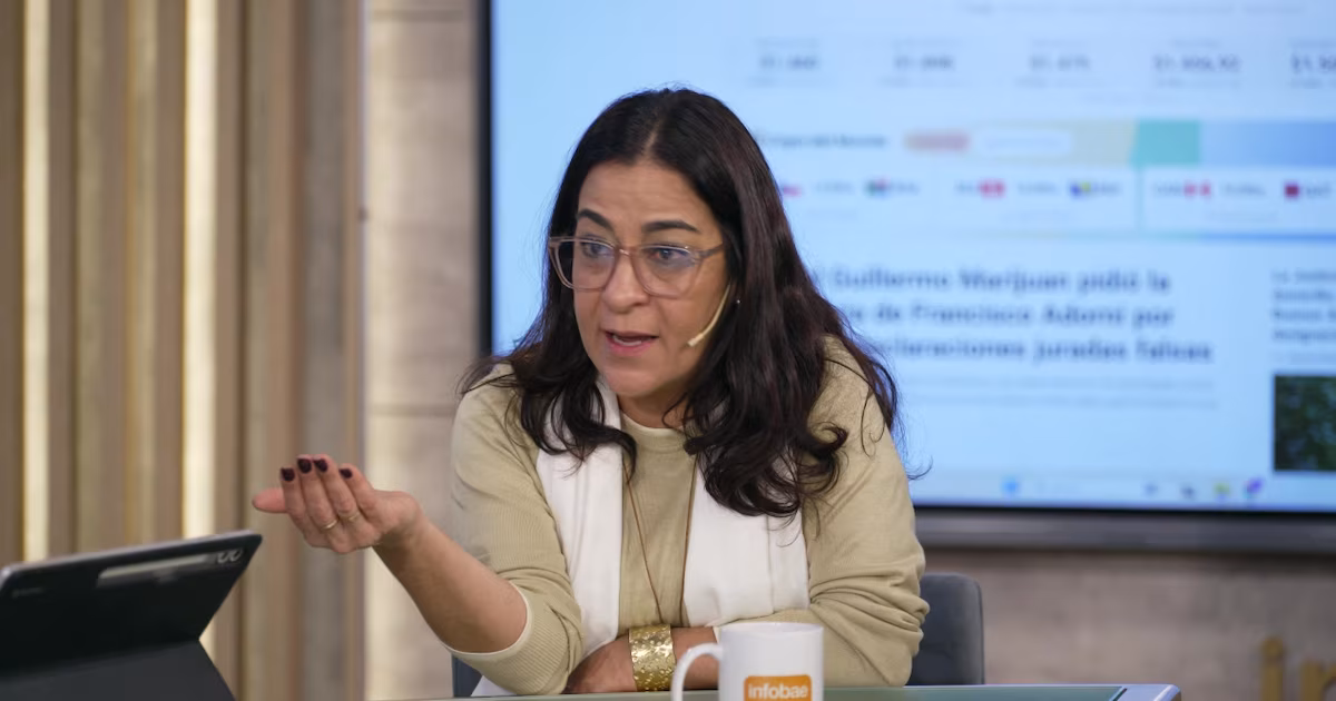 “Adorni ya debería haber renunciado: le miente al Congreso y al Gabinete”, aseguró la senadora Carolina Moisés