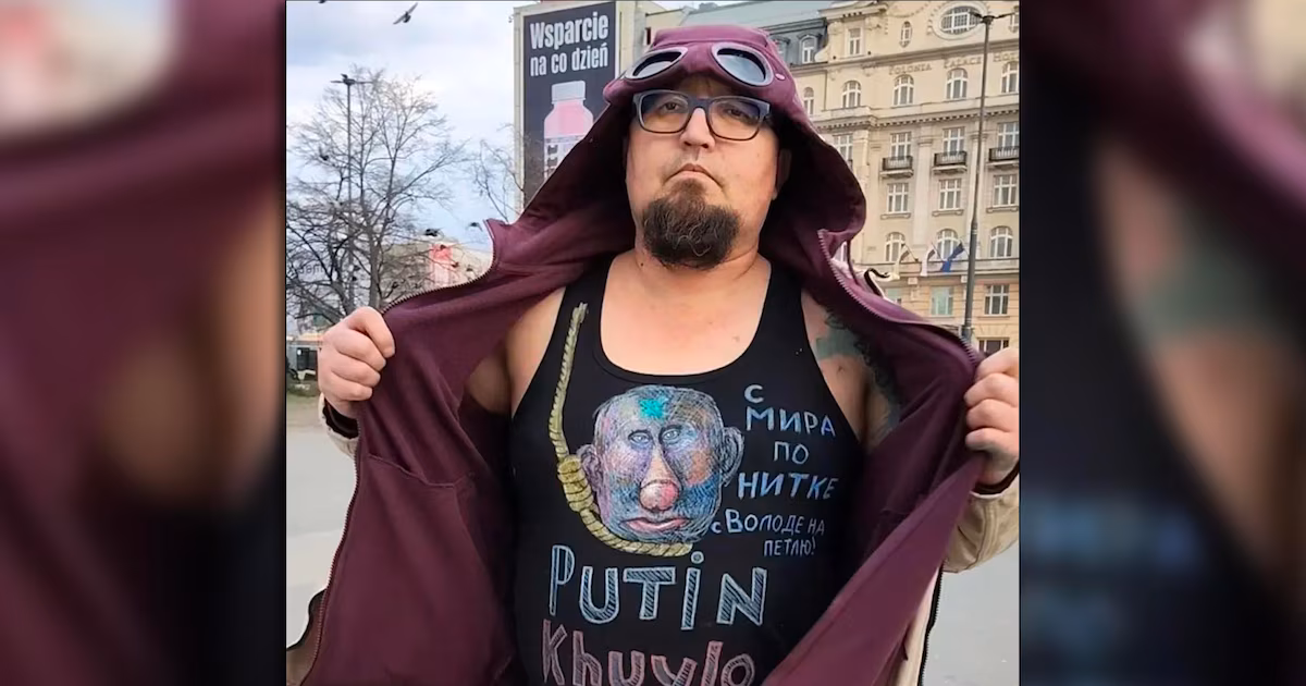 Asesinaron a un caricaturista ruso crítico de Putin en PoloniaSe trata de Robert Kouzovkov, de 44 años, conocido con el nombre artístico de “Semion Skrepetski“. Lo mataron a quemarropa en la ciudad de Biala Podlaska. Dos bielorrusos fueron detenidos