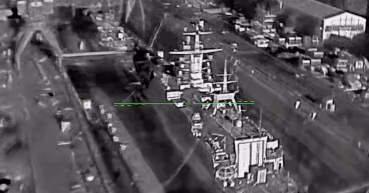Ucrania reveló detalles e imágenes del ataque con drones a la terminal petrolera rusa de San Petersburgo